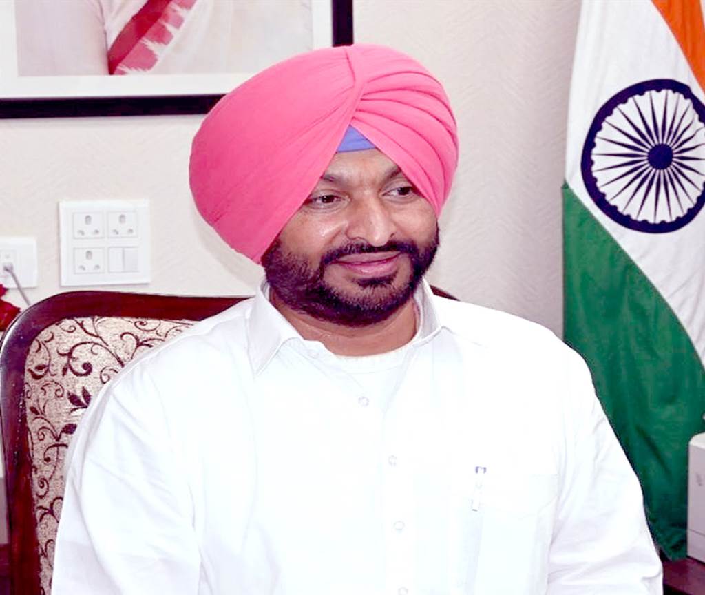Ravneet Bittus troubles increase Recovery notice of Rs 1762 lakh issued